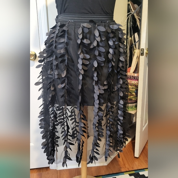 Fun and Flirty Black Petals Embellished Festival Skirt - Picture 2 of 3